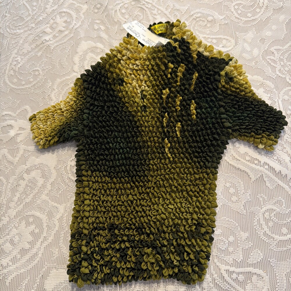 Pineapple Gold NWT Magic Bubble Popcorn SS or Shirt One Size Fits All - GREENS